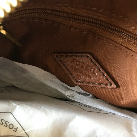 NWT Fossil Gemma Mini Camera Bag in Coconut - Picture 5 of 7